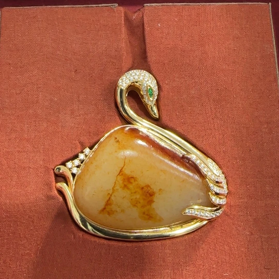 和田玉未镶嵌挂件