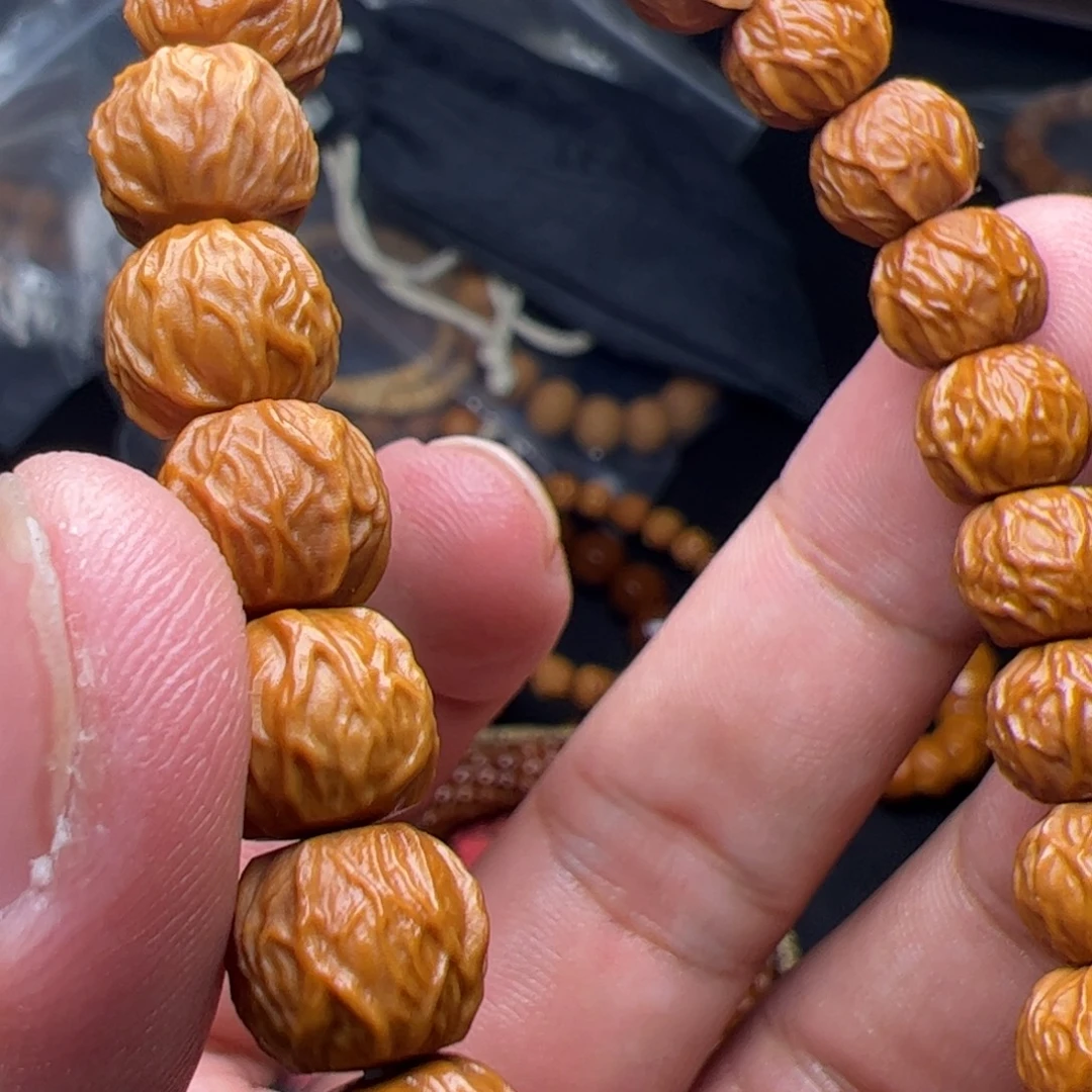 猴头核桃吊坠莫脸