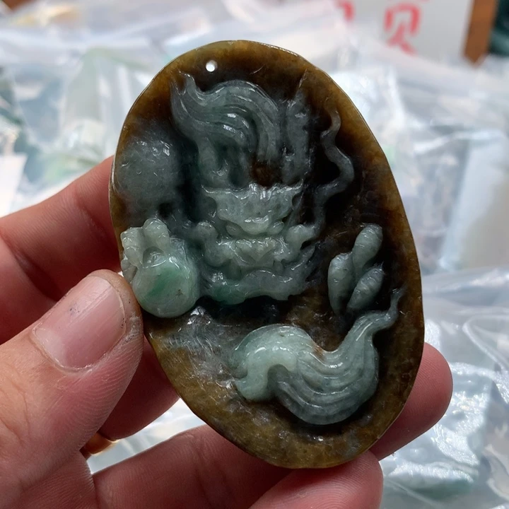 翡翠未镶嵌颈饰保真天然a货翡翠