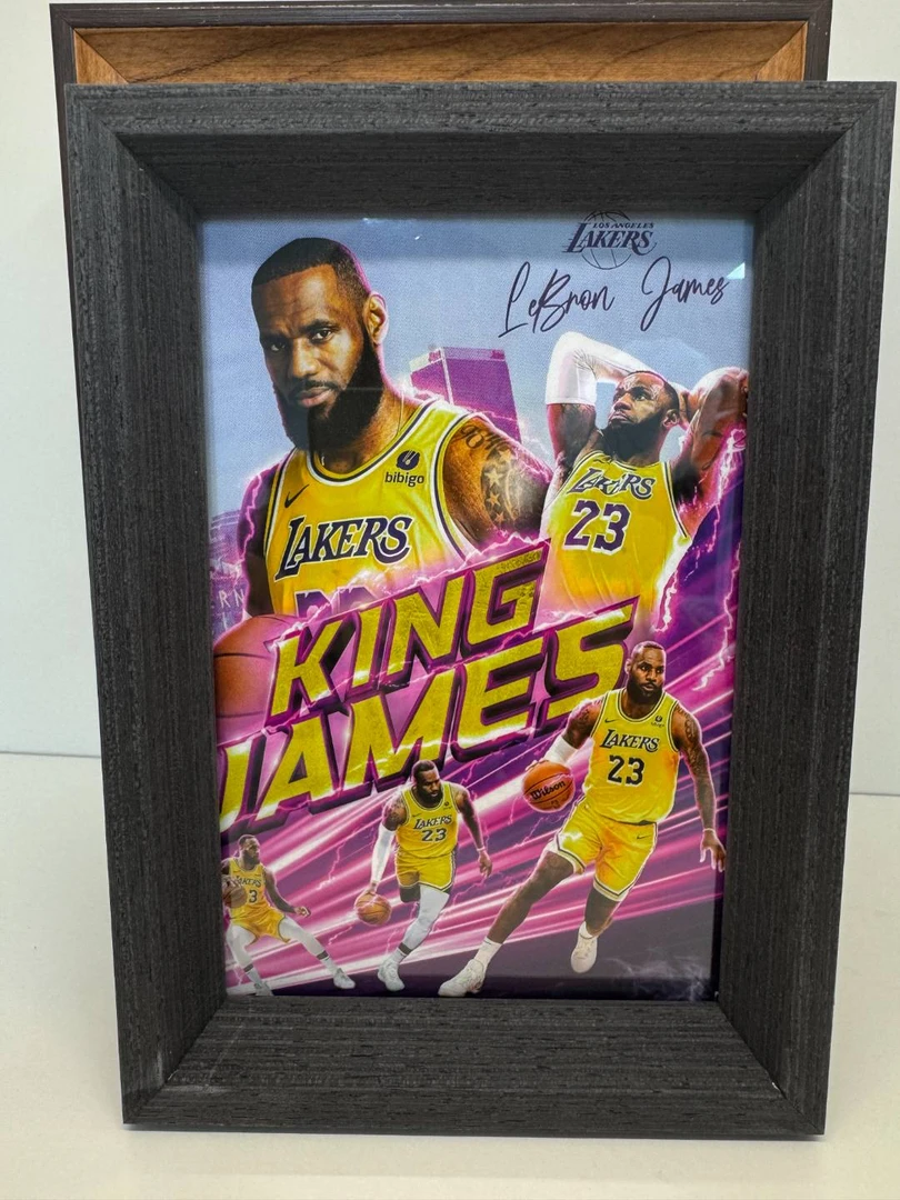 NBA球星湖人海报相框摆台家居客厅卧室桌面工作室相框摆台画