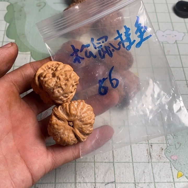 ****鱼把件文玩核桃核桃