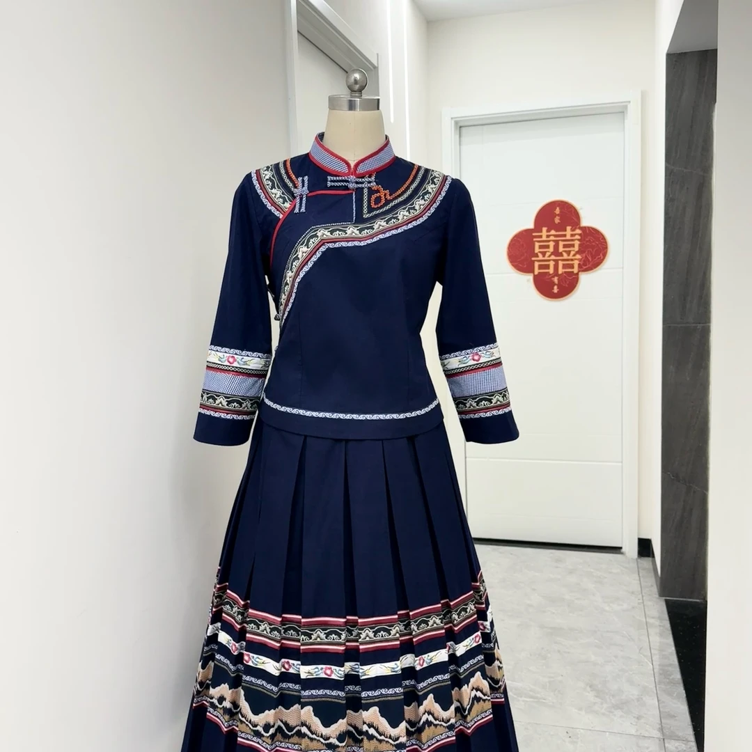 布依族壮族民族风刺绣服饰大摆裙上衣与裙子搭配套装少数民族传统