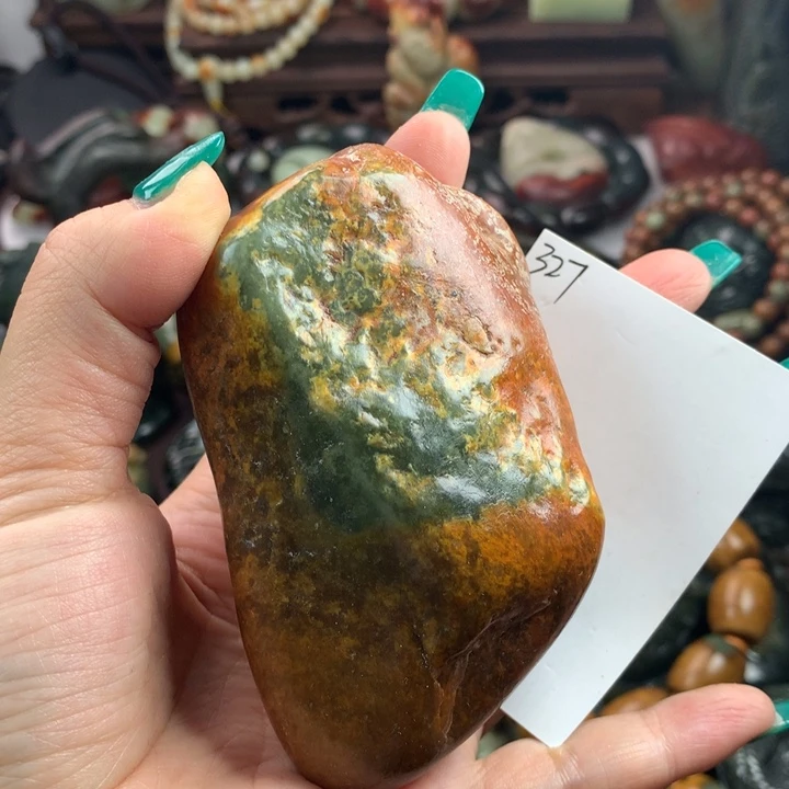 岫岩河磨玉（透闪石质玉）把件未镶嵌