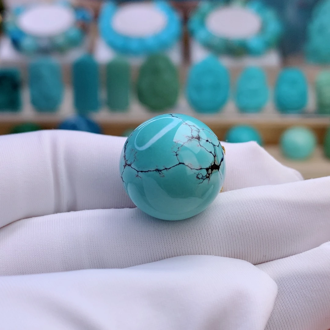 绿松石18K金镶嵌挂件