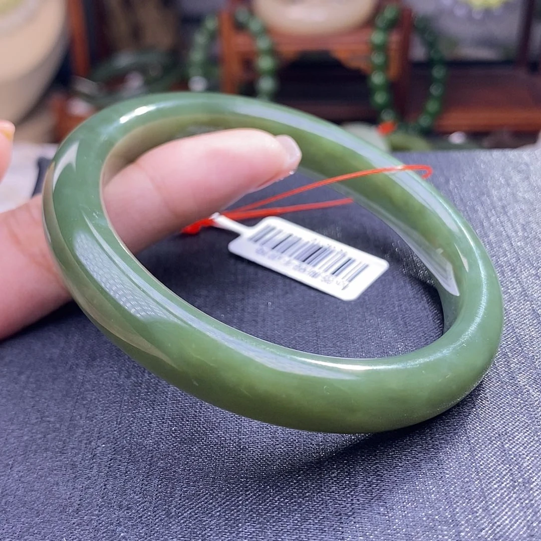 和田玉清货价60手镯青黄口未镶嵌