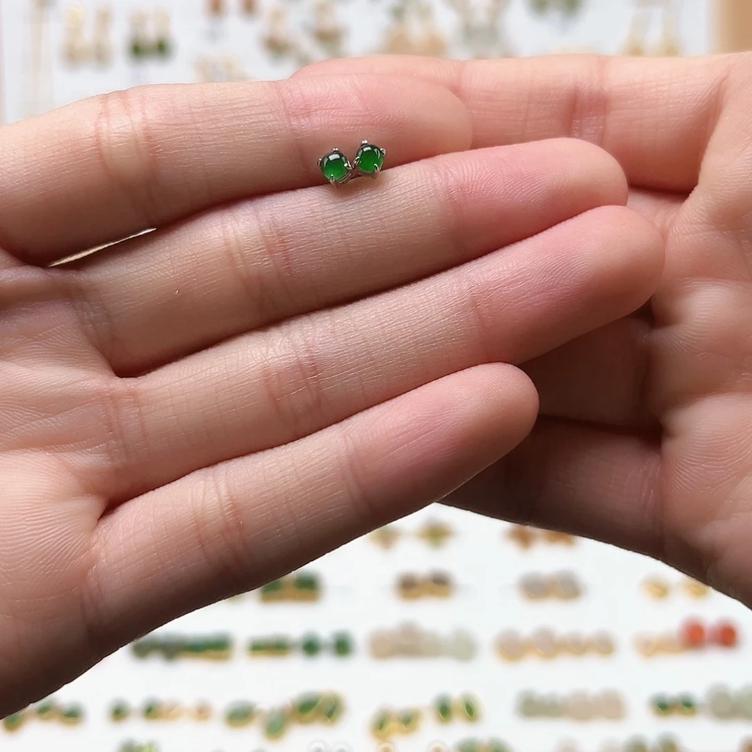 银S925镀金镶嵌和田玉耳饰