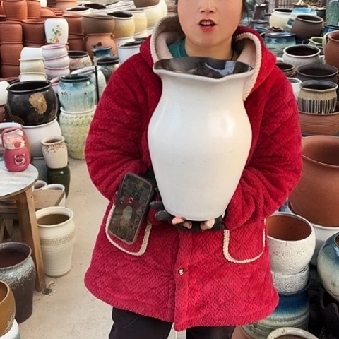 口20高32瑕疵盆子。