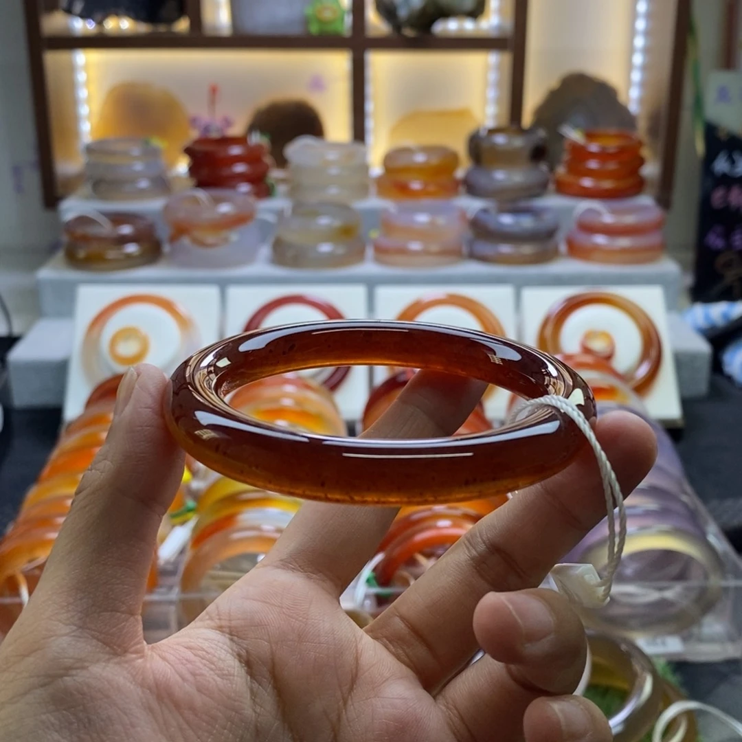 手镯玛瑙/玉髓未镶嵌