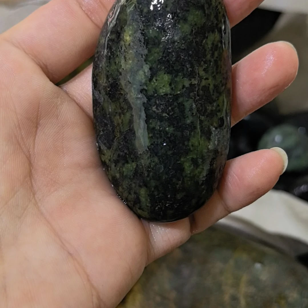 睛***理有机玻璃藏玉药王石原石一个