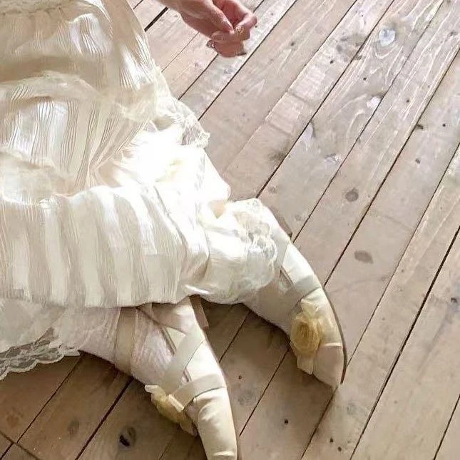 赵小小【清冷千金】轻奢 优雅气质花朵玛丽珍鞋内增高女单鞋202546