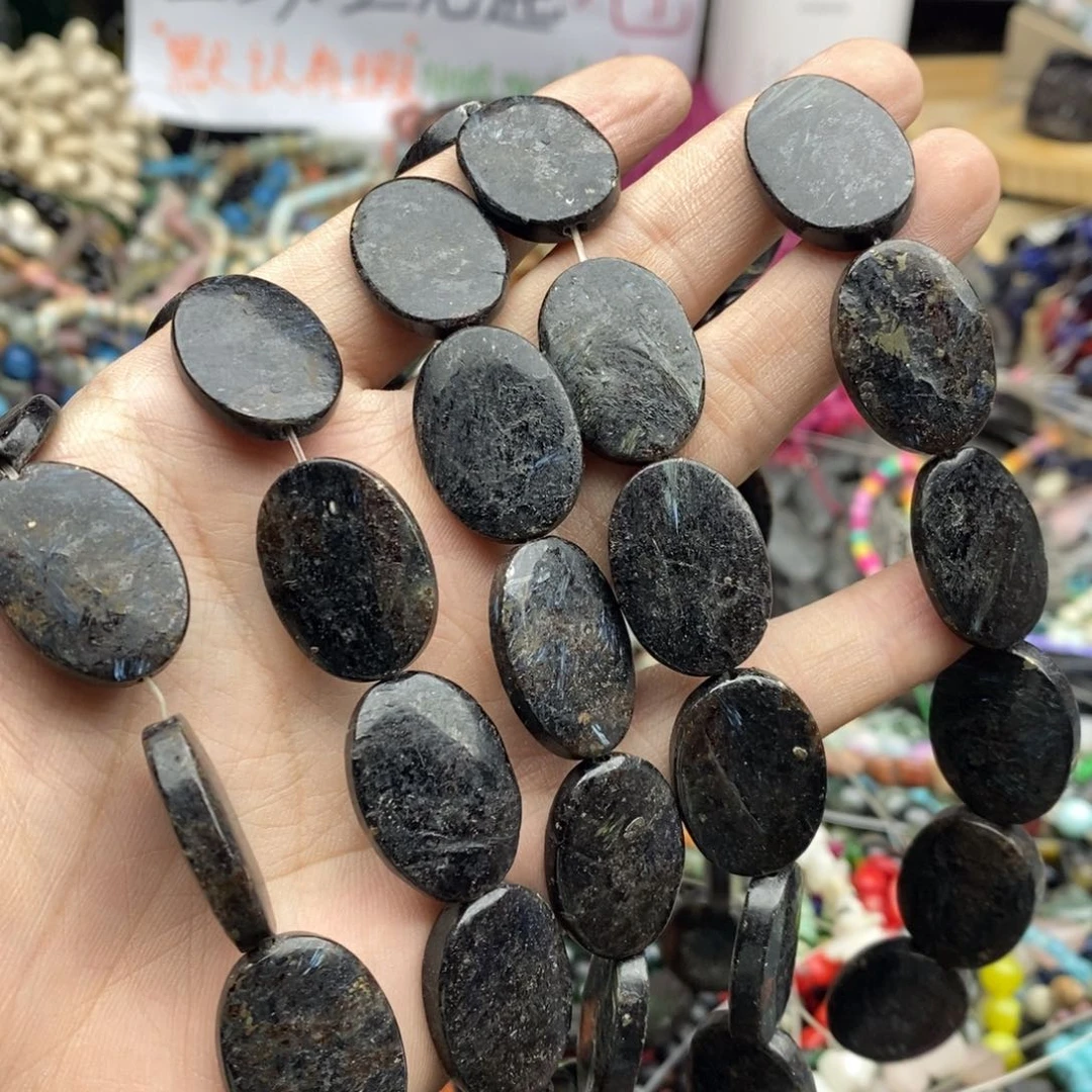 玛瑙/玉髓未镶嵌珠宝半成品一条天然蓝闪光Q352