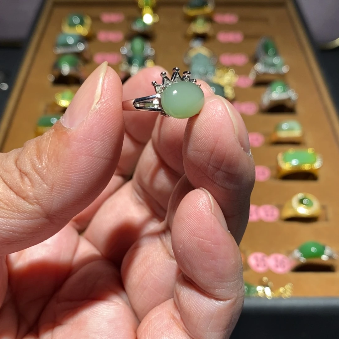 和田玉（碧玉）未镶嵌戒指