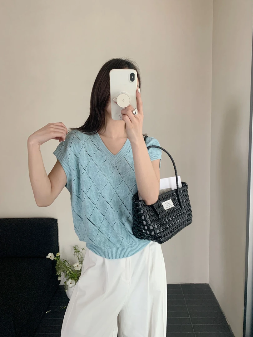 【潘潘.688862】2025年夏新款天爽亚麻鸡心领飞飞袖纯色套头针织衫