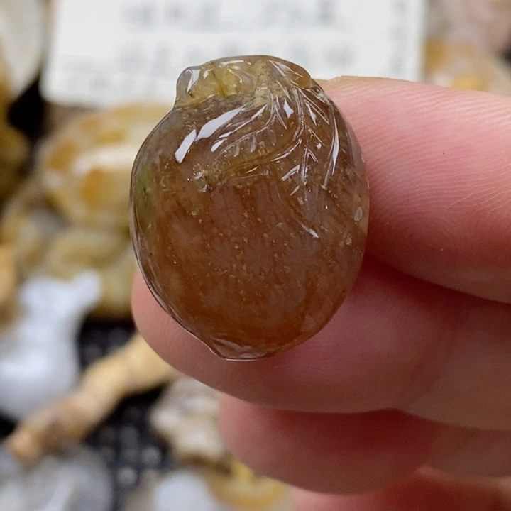 颈饰未镶嵌硅化珊瑚（珊瑚玉）有瑕 小