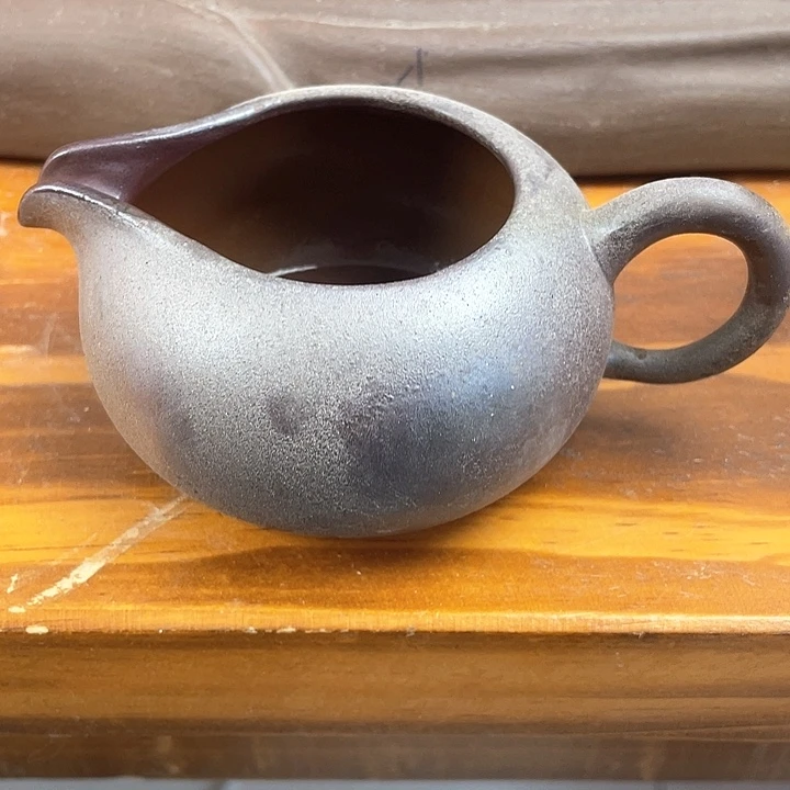 紫砂茶壶处理一把