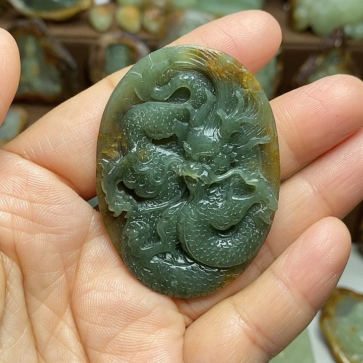 岫岩河磨玉（透闪石质玉）未镶嵌颈饰