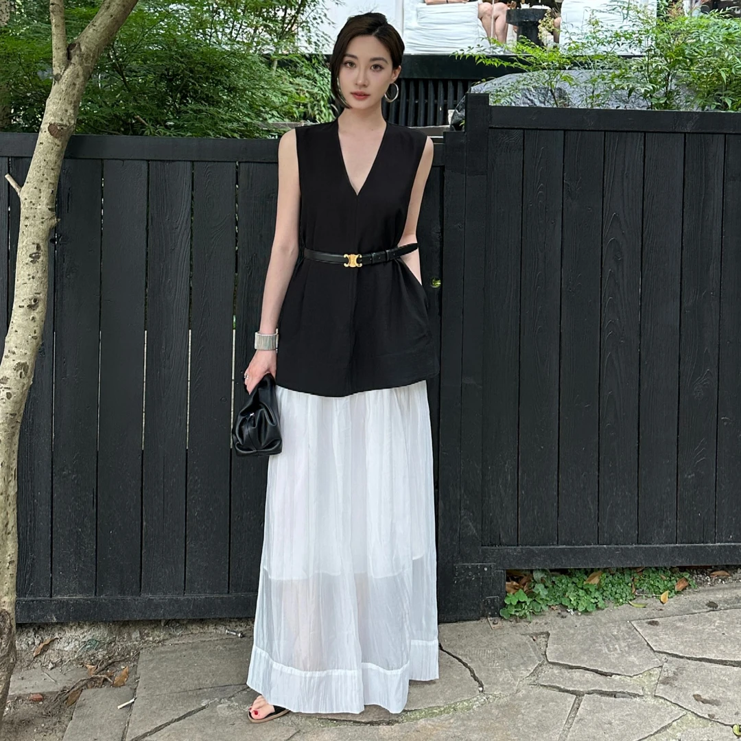 中长款V领无袖背心2024夏季新款外穿上衣女宽松设计感