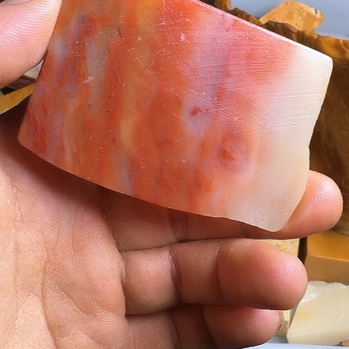 寿山石九****）老挝石素质