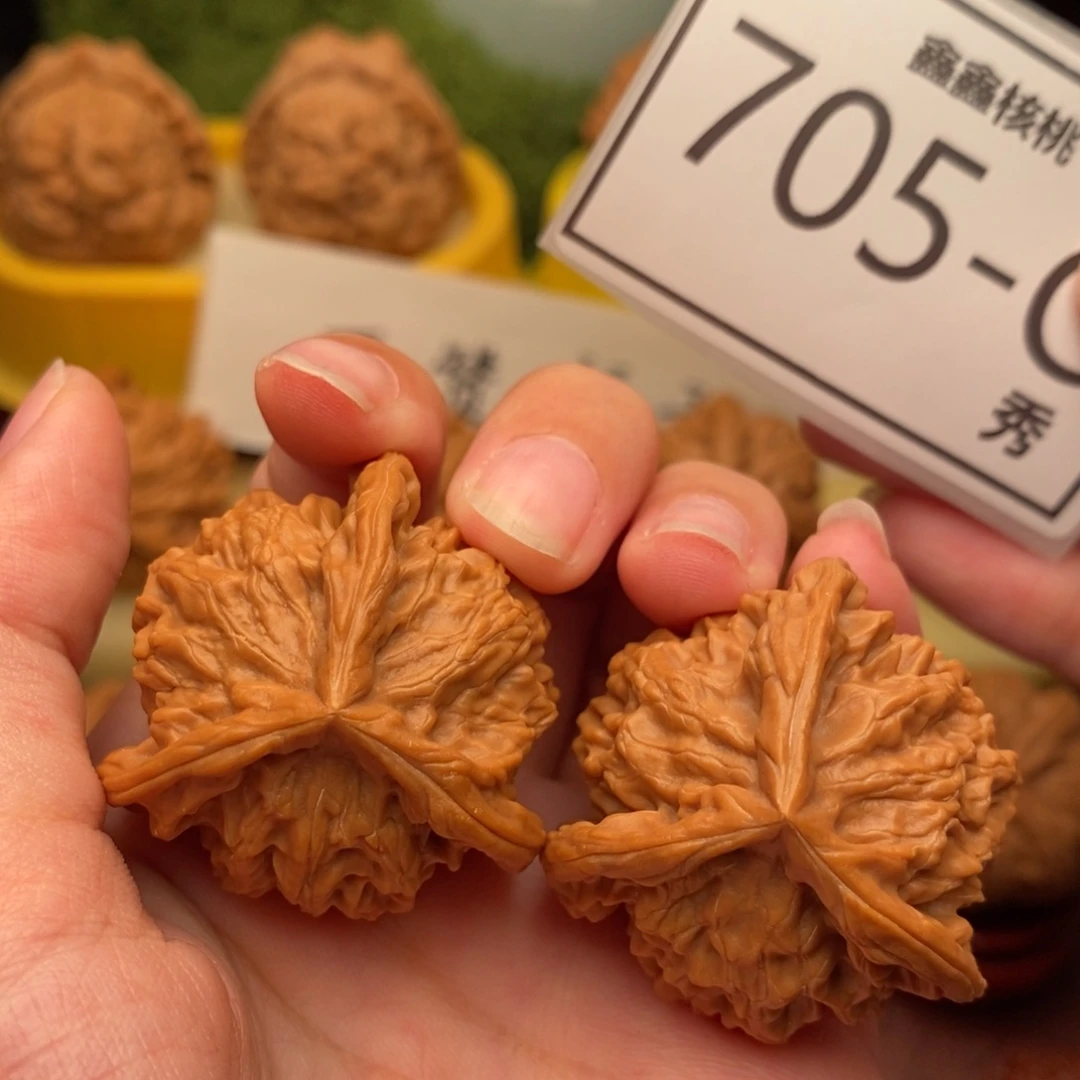 文玩核桃把件盘山奔37……