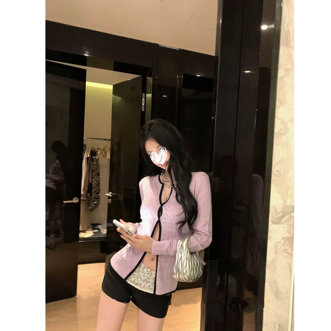 早秋新款针织镂空扭结开衫外套百搭蕾丝短裤两件套装D563