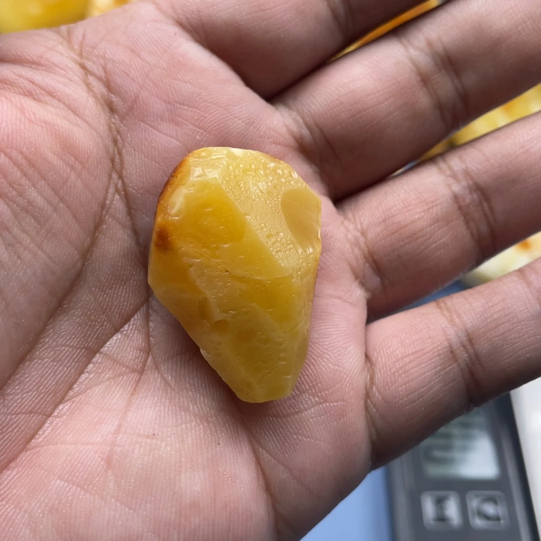 定制琥珀未镶嵌蜜蜡定制