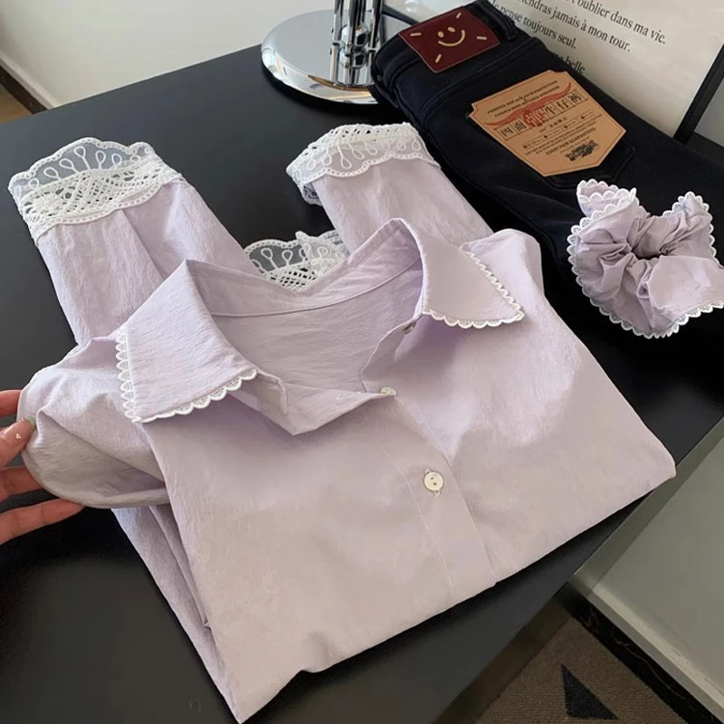 法式淡雅紫蕾丝拼接衬衫女甜美气质减龄新款小众设计感衬衣新款春