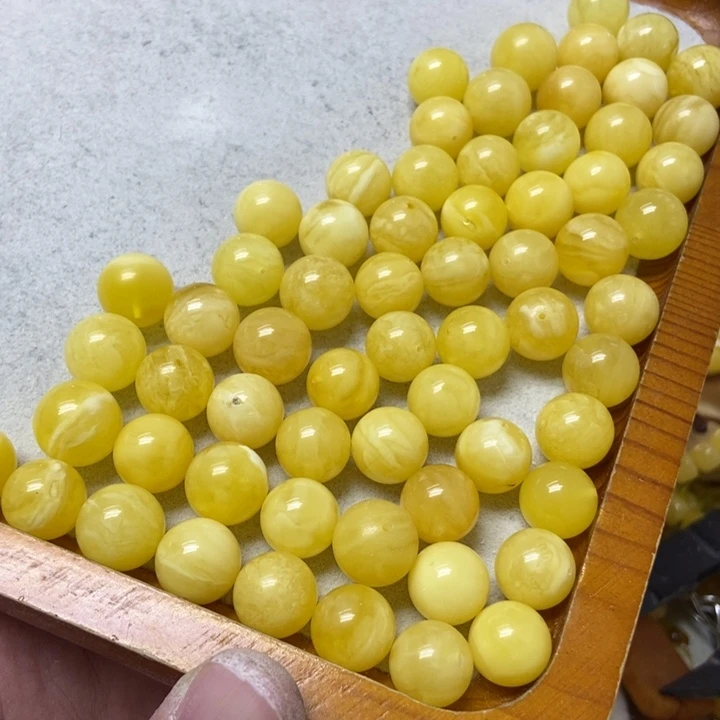 蜜蜡未镶嵌裸石多样性发货其一