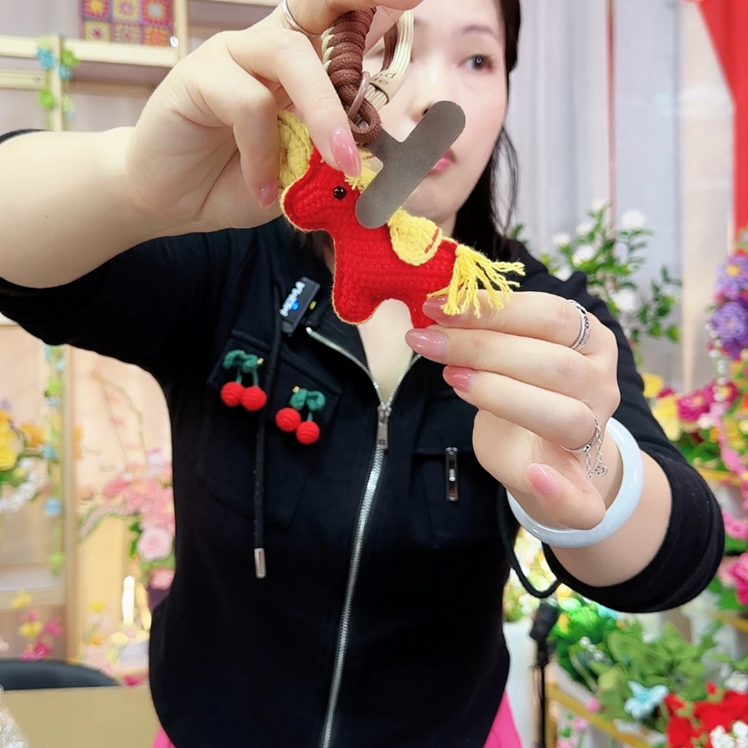 纯手工钩织手工钩织设计挂件