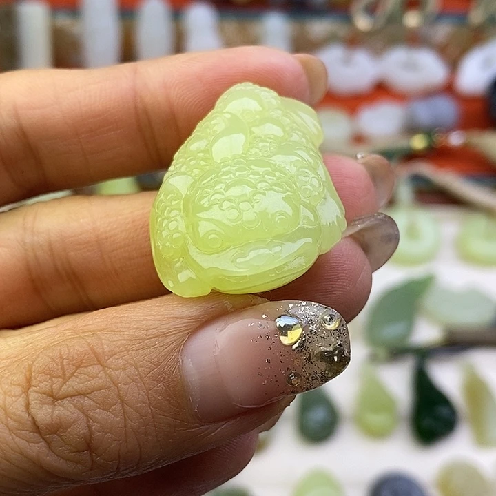 和田玉未镶嵌颈饰金蟾吊坠