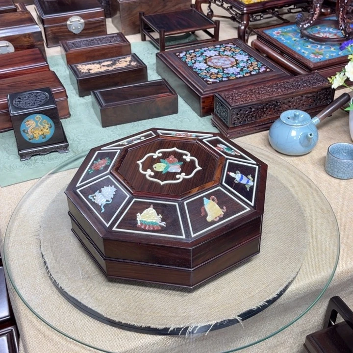 紫檀木类成套家具