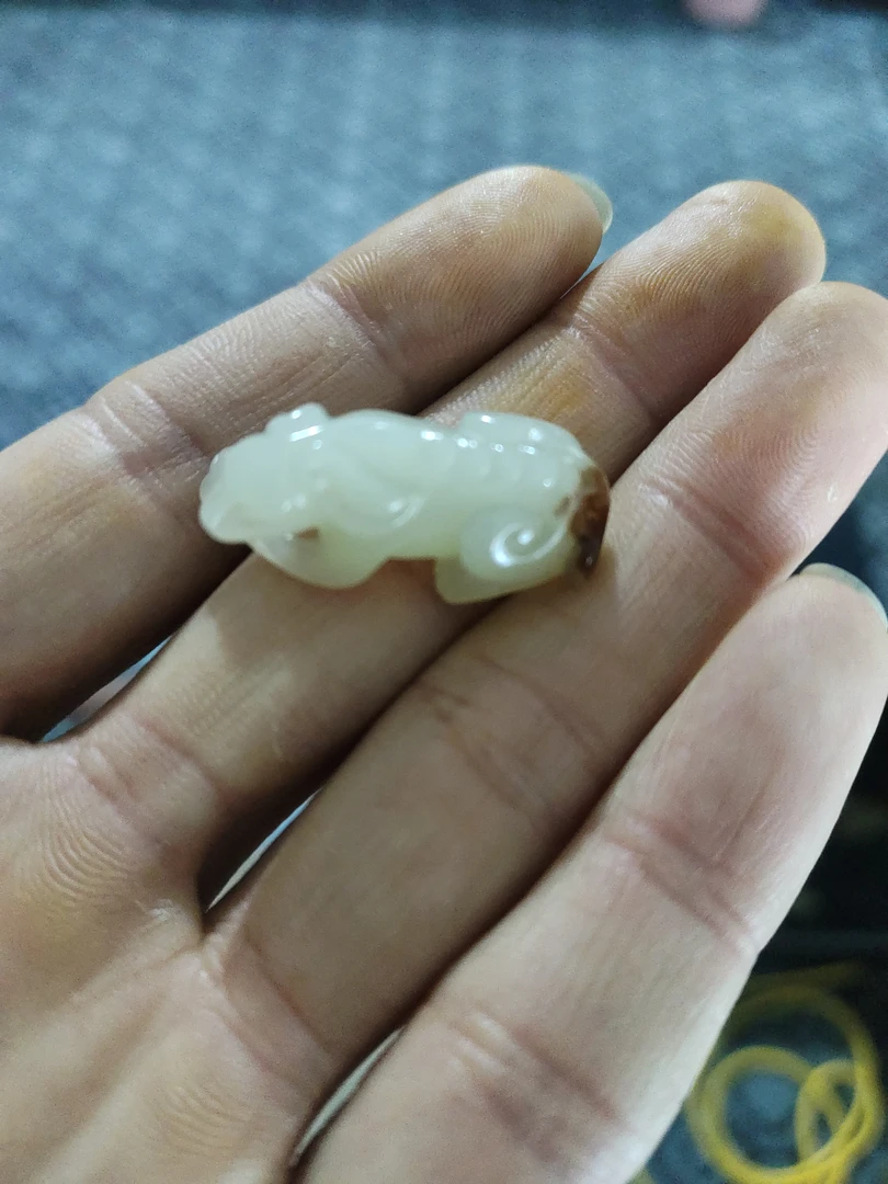 和田玉玉狗未镶嵌