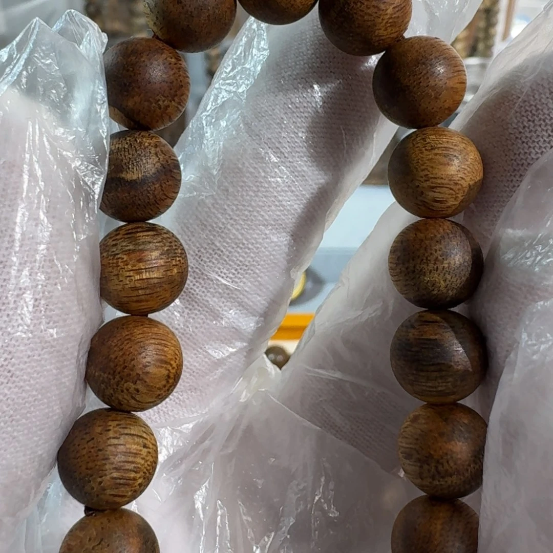 沉香沉香碎屑越南芽庄白棋1.05九分沉10.2克