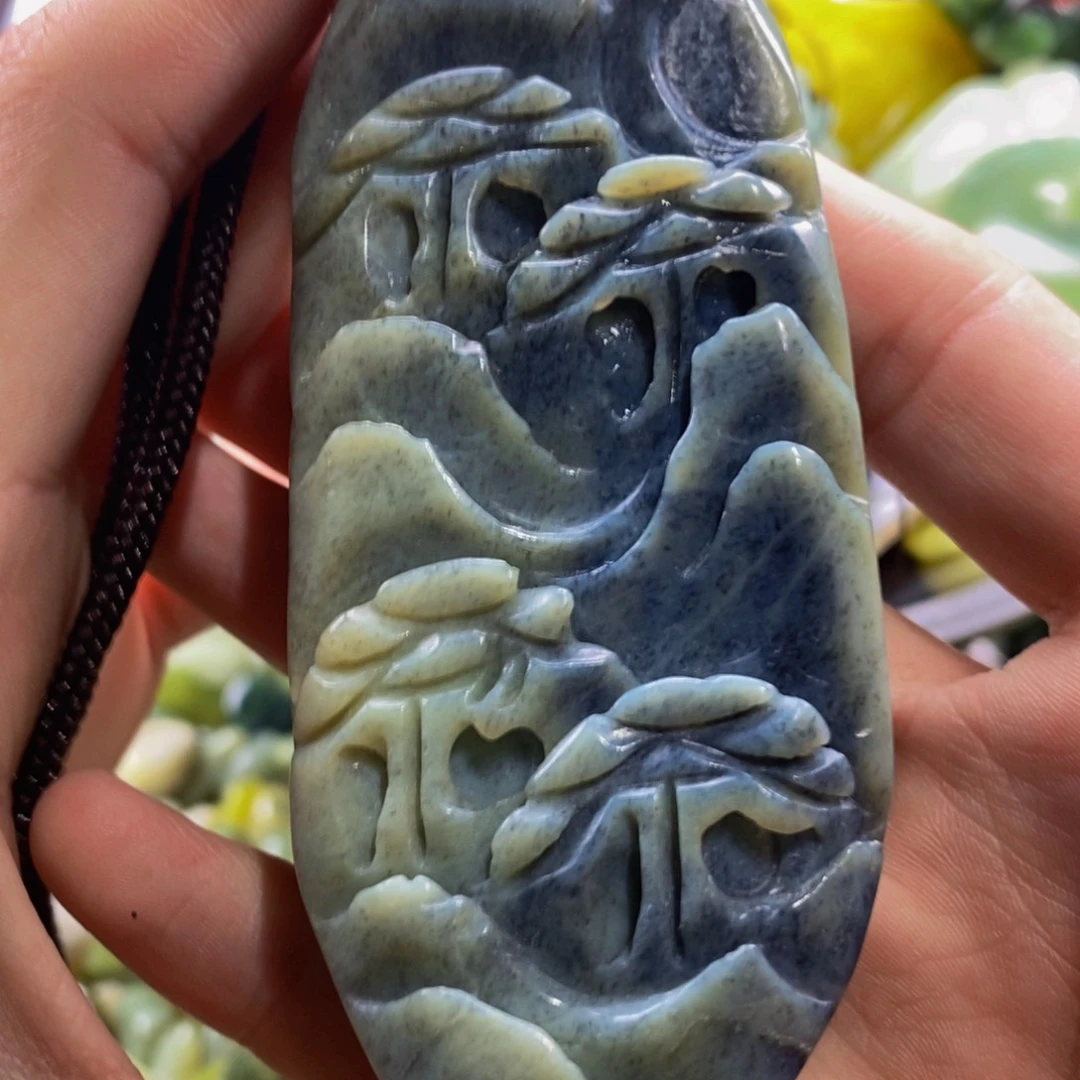 蛇纹石玉吊坠未镶嵌