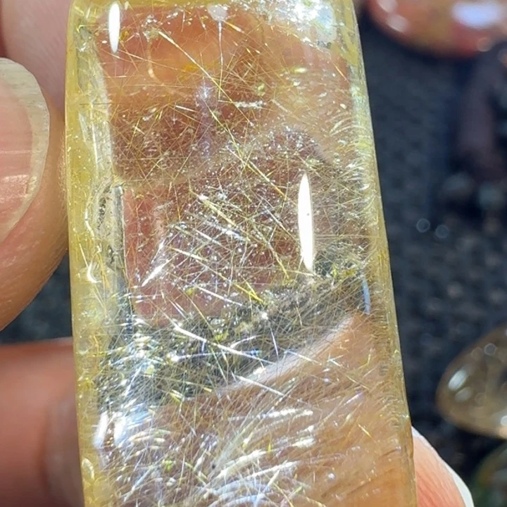 水晶吊坠(不含链)未镶嵌红*