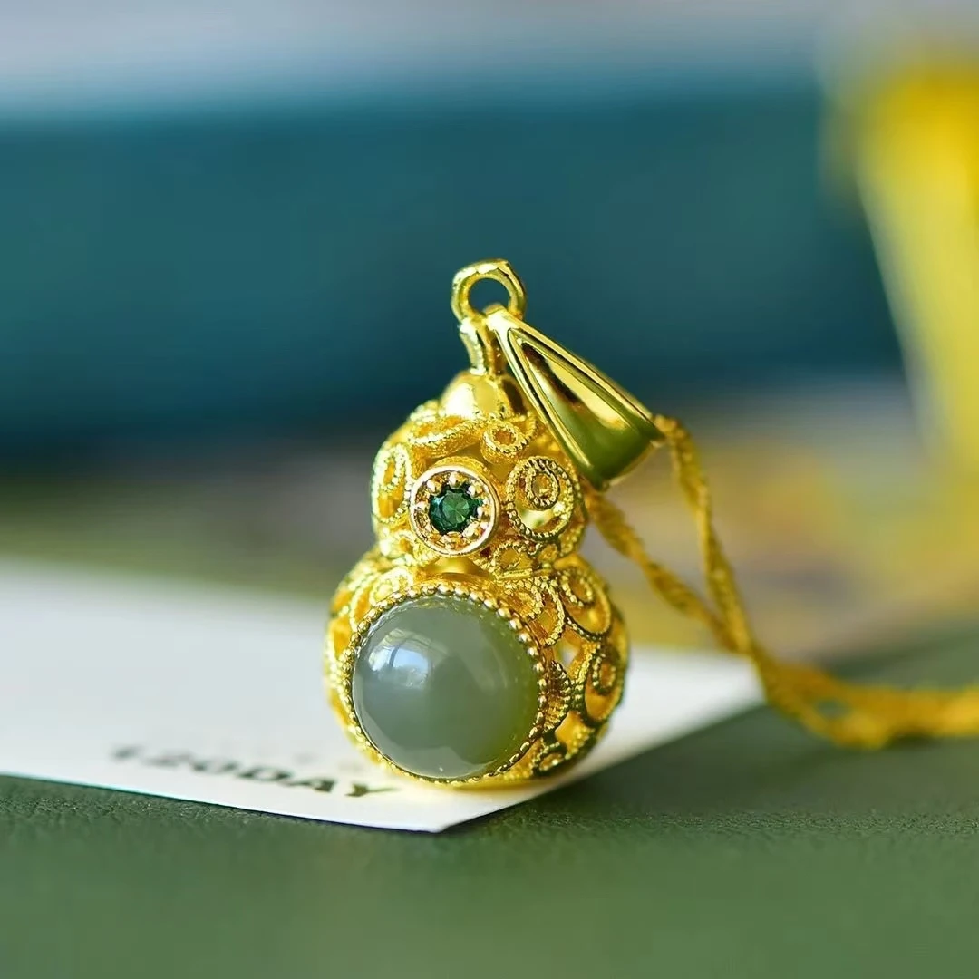 和田玉葫芦吊坠镂空正品