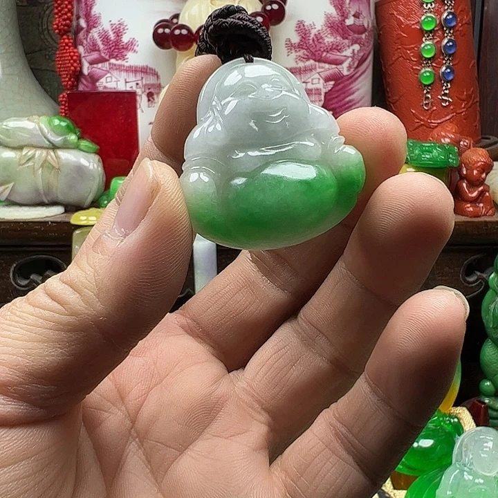 翡翠未镶嵌颈饰进来看看全场福利