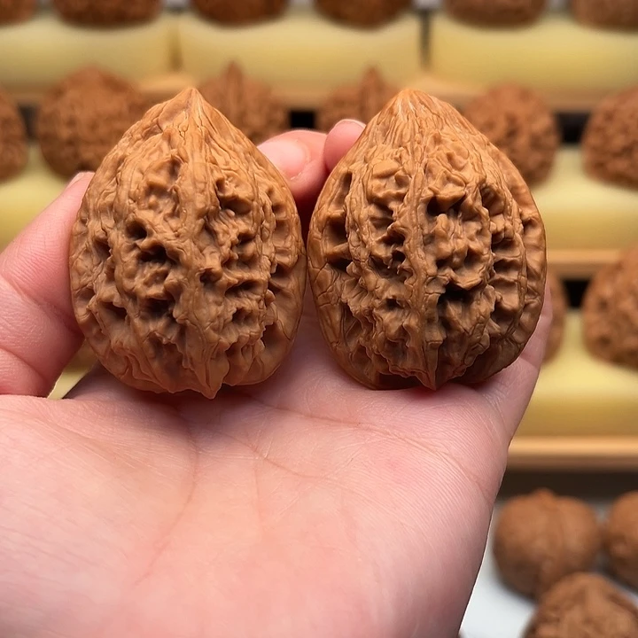 桃核吊坠大沽石40尺