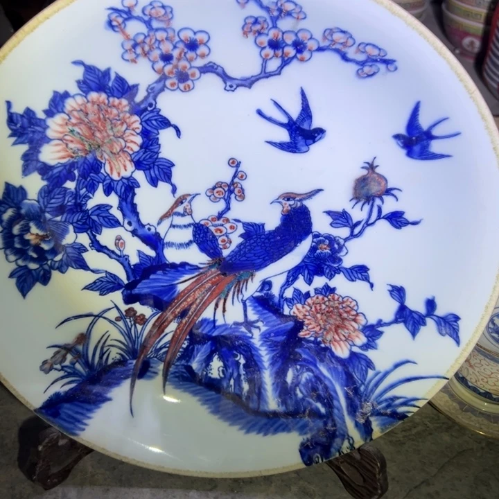 手绘釉里红花鸟赏盘