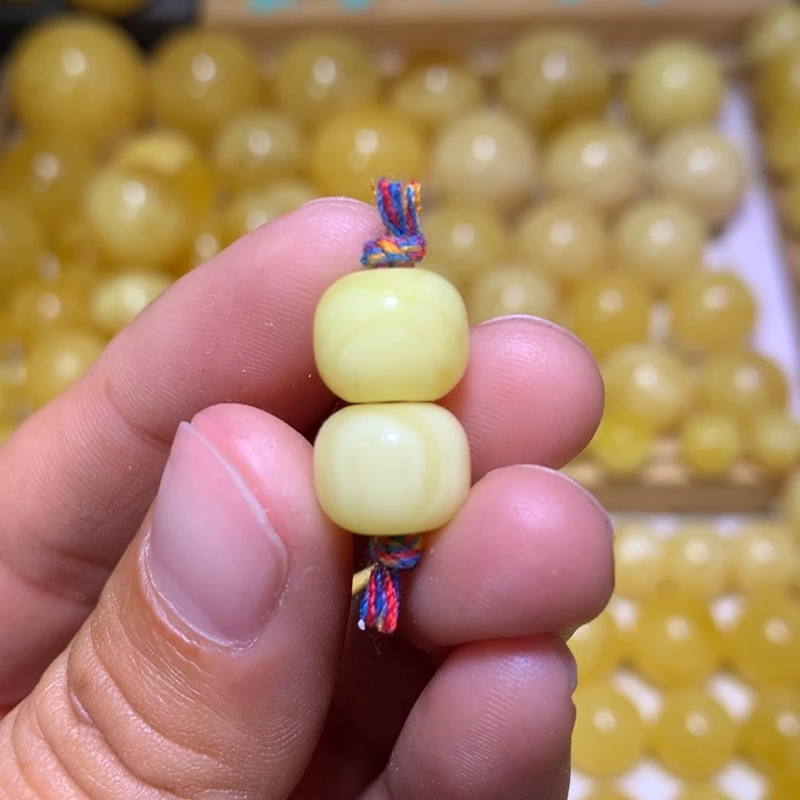 蜜蜡裸石未镶嵌天然俄料浓白蜡老型10+