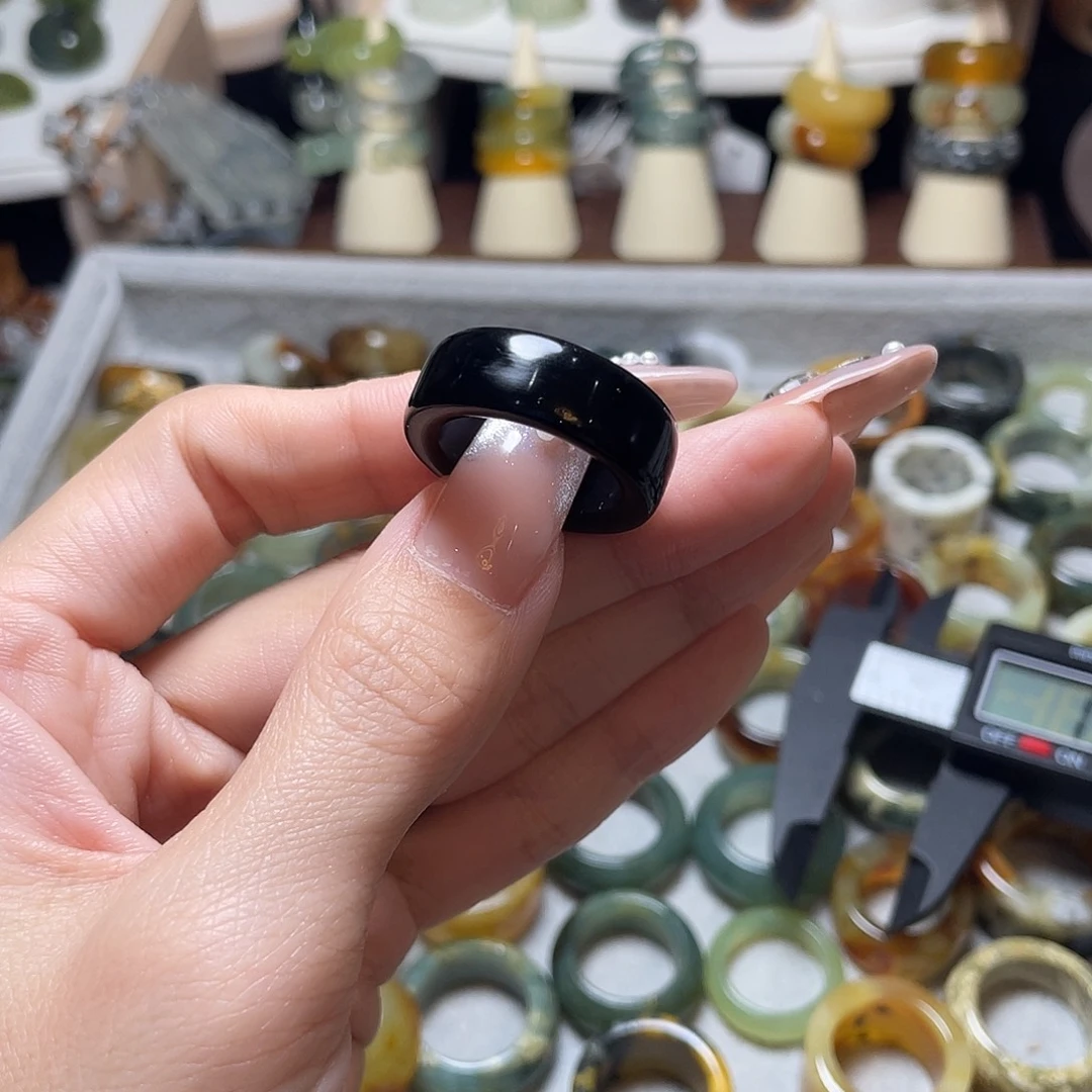 蛇纹石玉未镶嵌戒指18.2