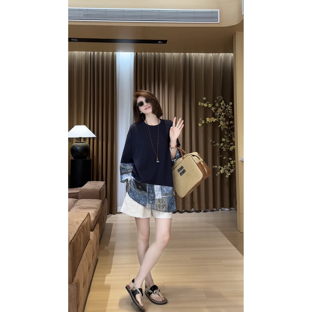 2025夏款小众设计极简风撞色拼接百搭T恤上衣 2504C2107