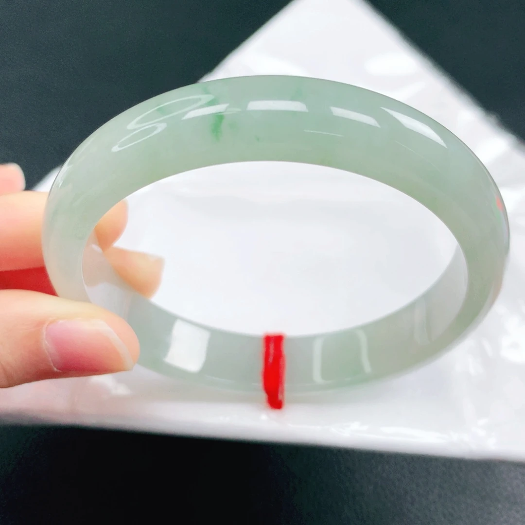 翡翠未镶嵌手镯58圈