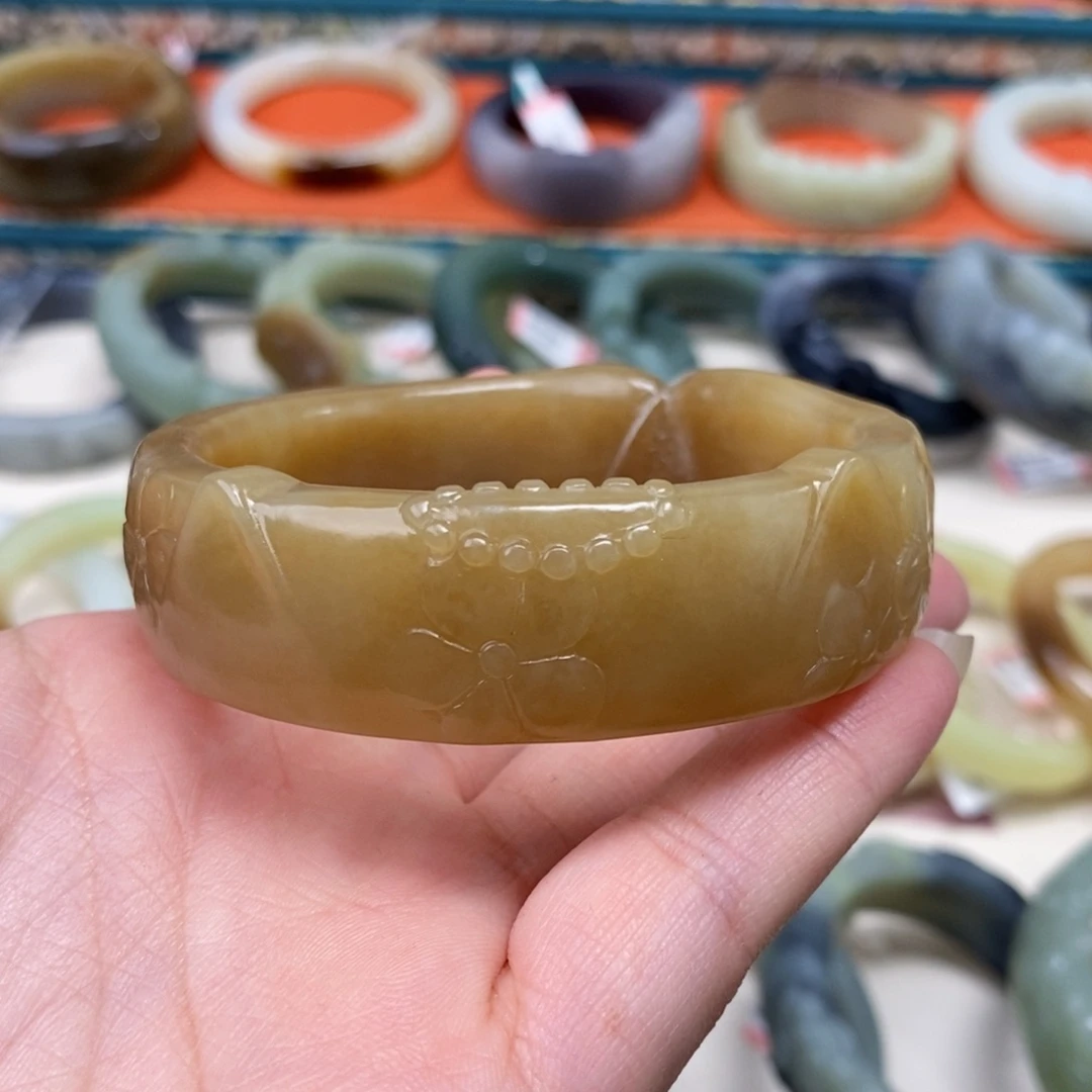 和田玉未镶嵌手镯58.6