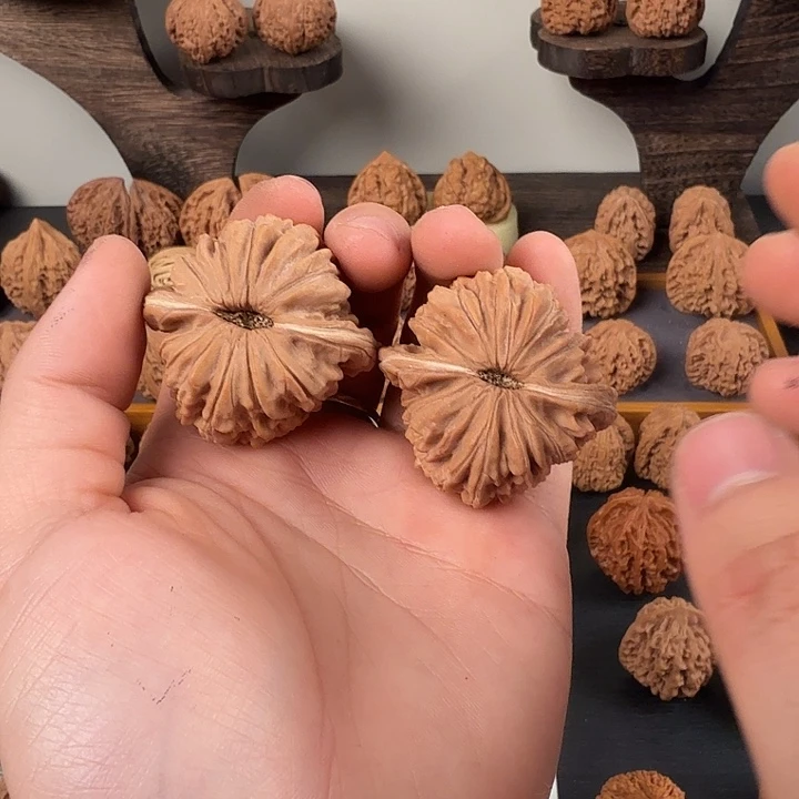 野***锋吊坠文玩核桃全品四座楼27762