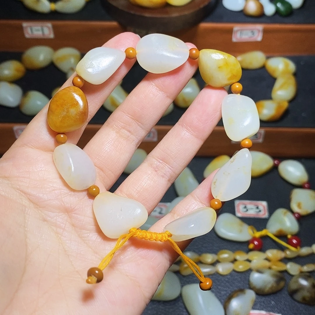 和田玉未镶嵌手链