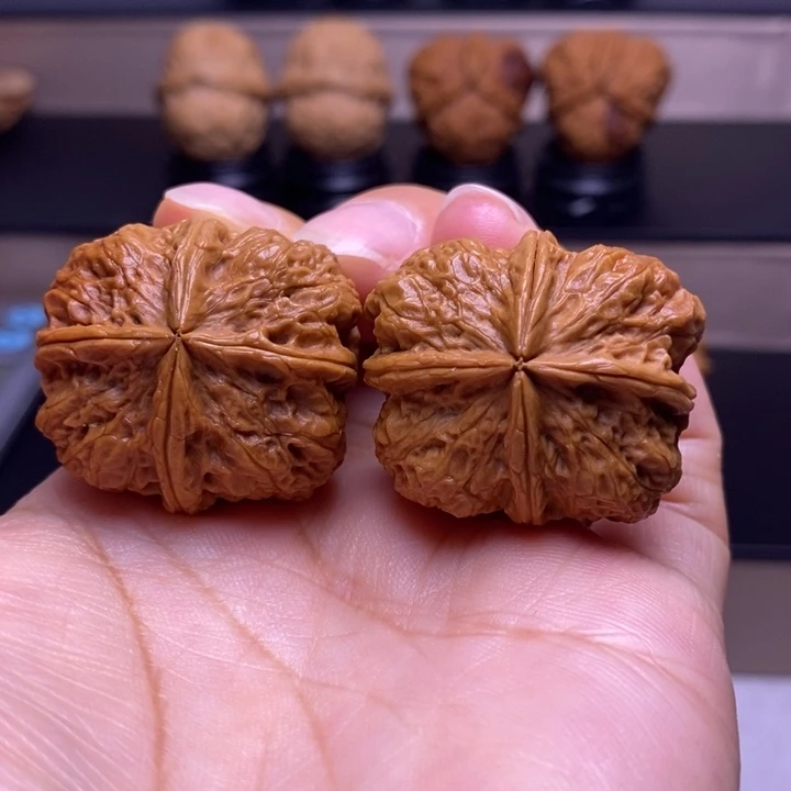 把件文玩核桃磐石四楞52