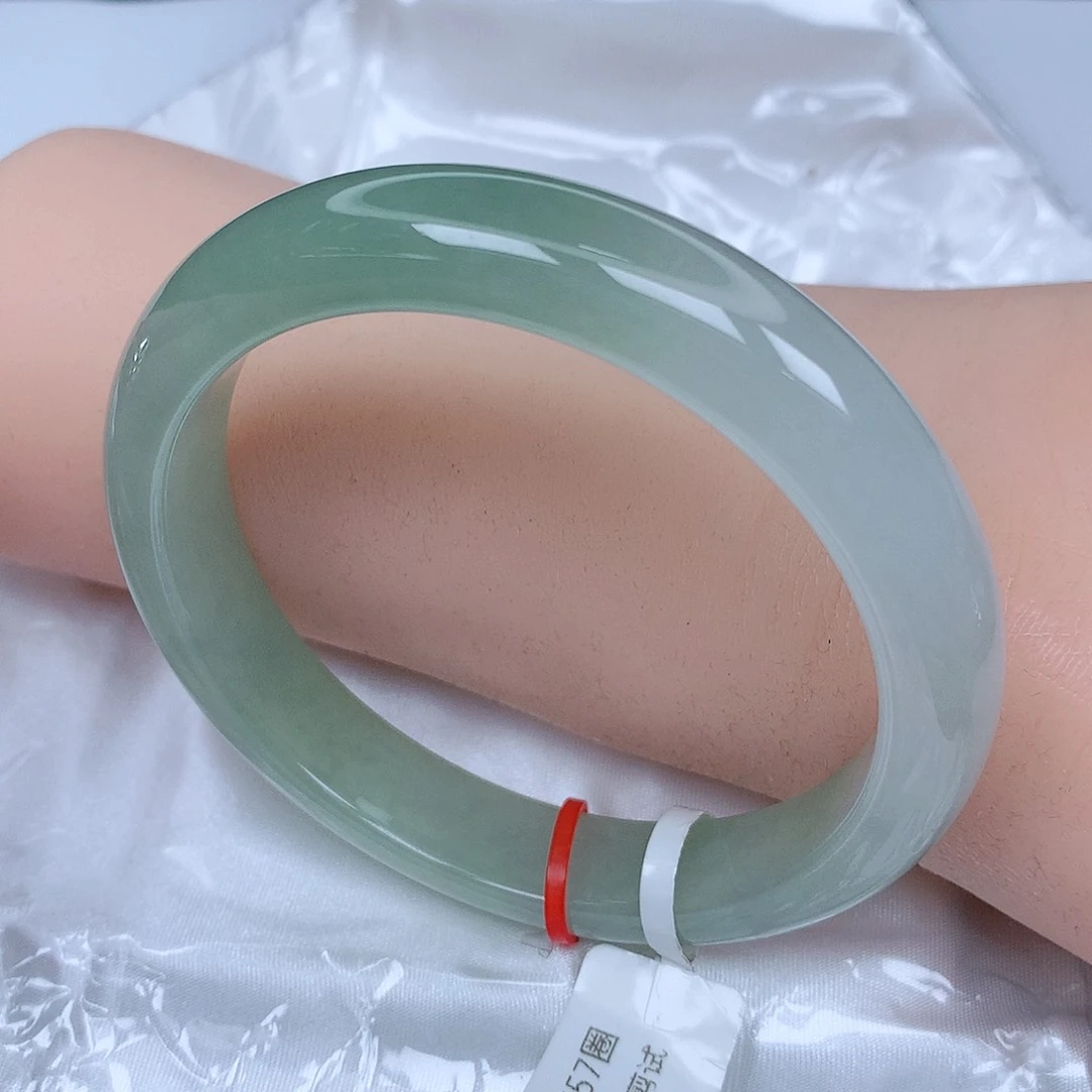【闪购商品】翡翠手镯未镶嵌，58