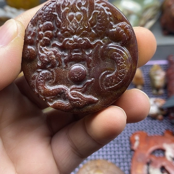 未镶嵌蛇纹石玉颈饰