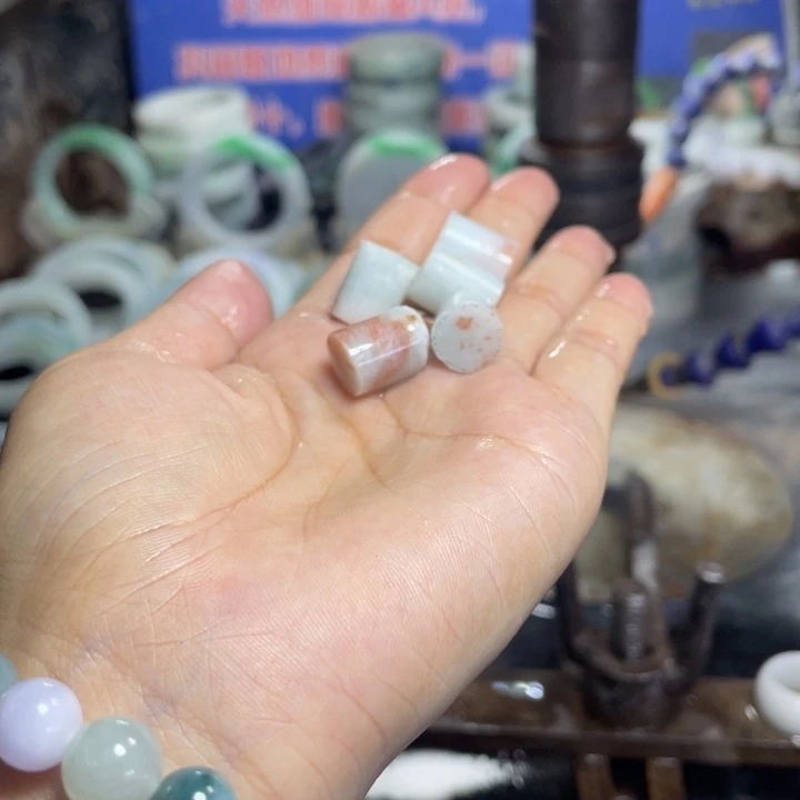 定制翡翠未镶嵌多样性