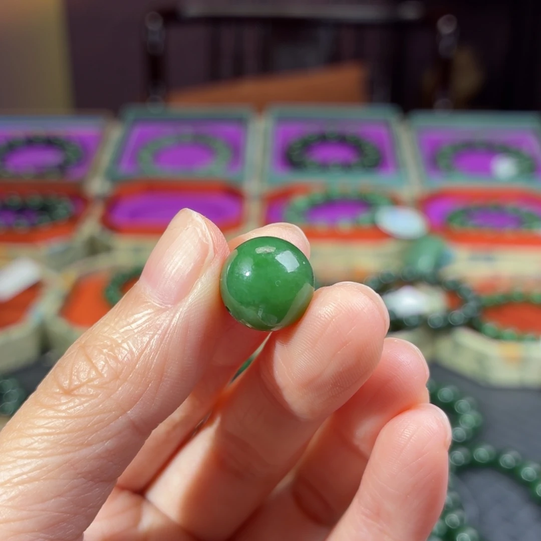 ❻***六和田玉（碧玉）未镶嵌珠宝半成品